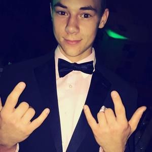 Meet your Posher, Cody